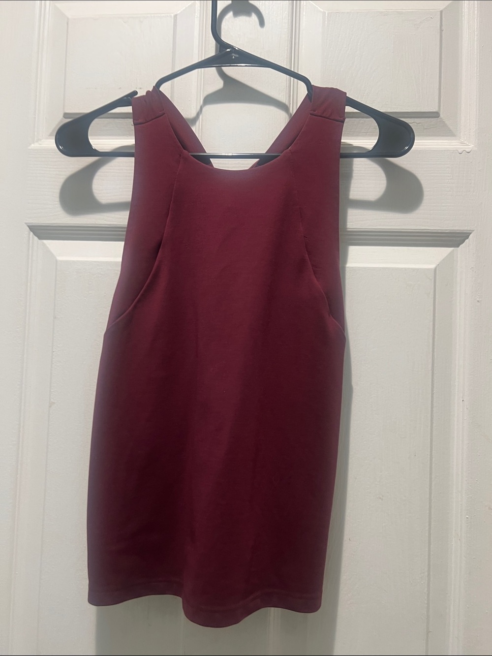 Banana Republic Sleeveless Blouse in Burgundy